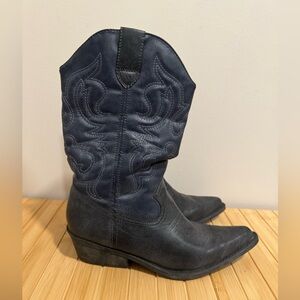 Wellington Women’s Cowboy Boots- 9.5  Read Description